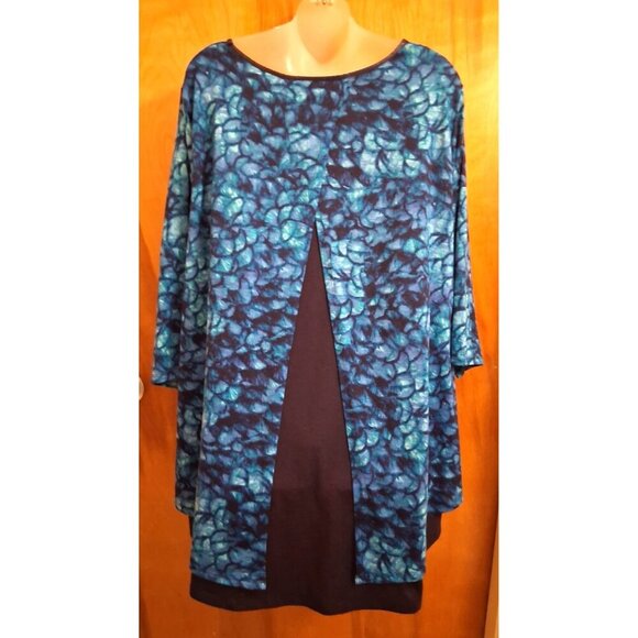 Catherines Blue Floral Tunic Top Womens 2X 22W 24W Faux Leather Trim Split back - Picture 3 of 4
